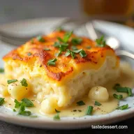Properly Creamy Scalloped Potatoes with Gruy&egrave;re Easy Gratin