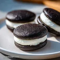 Homemade Oreos with Black Cocoa