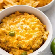 Kickin Jalape&ntilde;o Popper Dip Cheesy Party Perfection