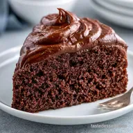Simple Fathers Day Chocolate Cake for 9