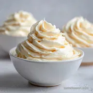 Vanilla Buttercream Frosting: Fluffy and Velvety