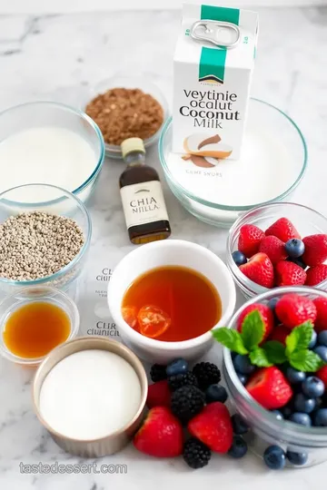 Low Sodium Coconut Chia Pudding with Fresh Berries ingredients